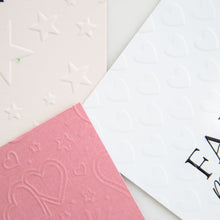 Cargar imagen en el visor de la galería, Tarjetas relieve (paquete de 27)